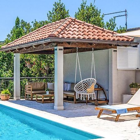 Villa Doli - Lovely Holiday Home With Private Pool Exteriör bild