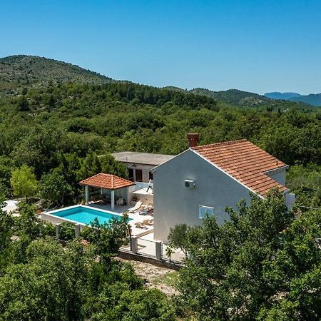 Villa Doli - Lovely Holiday Home With Private Pool Exteriör bild