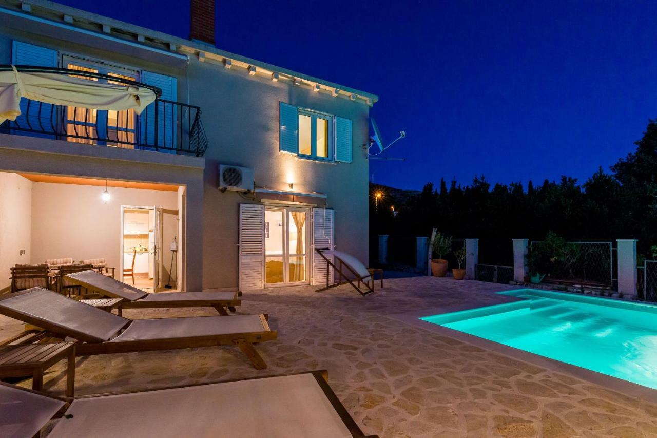 Villa Doli - Lovely Holiday Home With Private Pool Exteriör bild