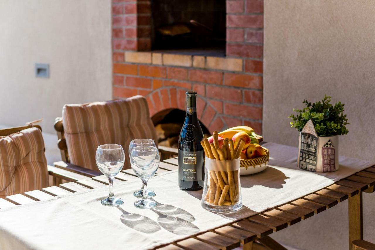 Villa Doli - Lovely Holiday Home With Private Pool Exteriör bild