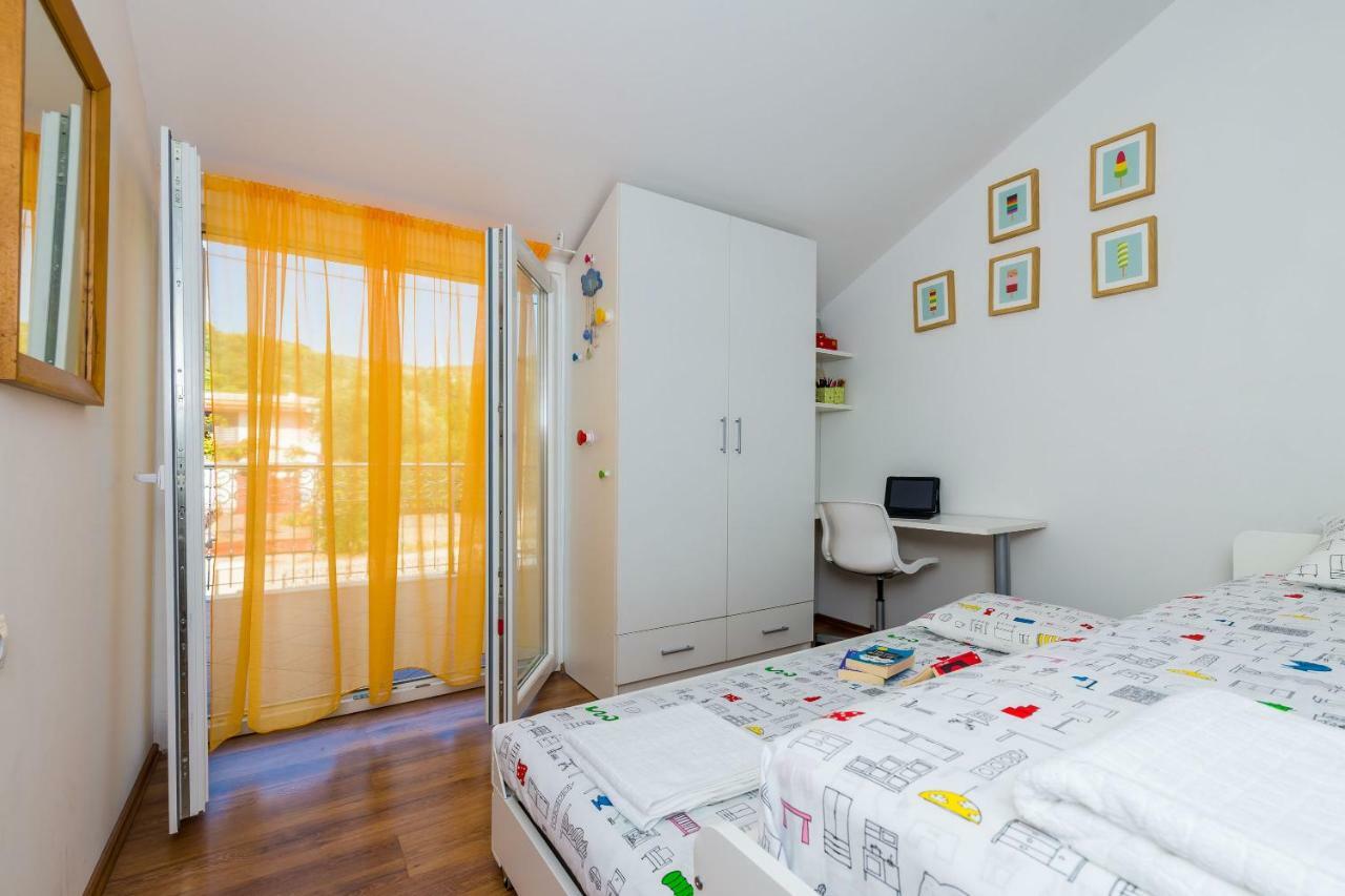 Villa Doli - Lovely Holiday Home With Private Pool Exteriör bild