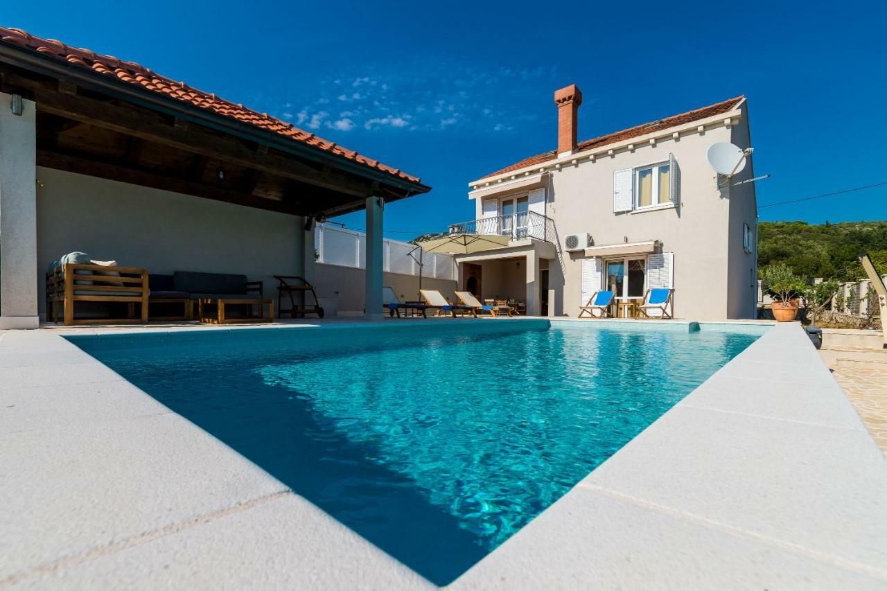 Villa Doli - Lovely Holiday Home With Private Pool Exteriör bild